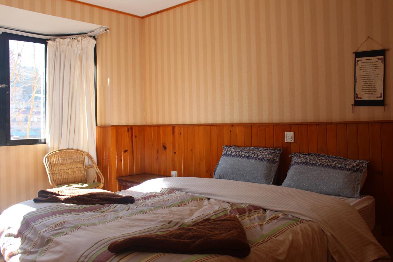 Hotel Namche Nāmche Bāzār Buitenkant foto