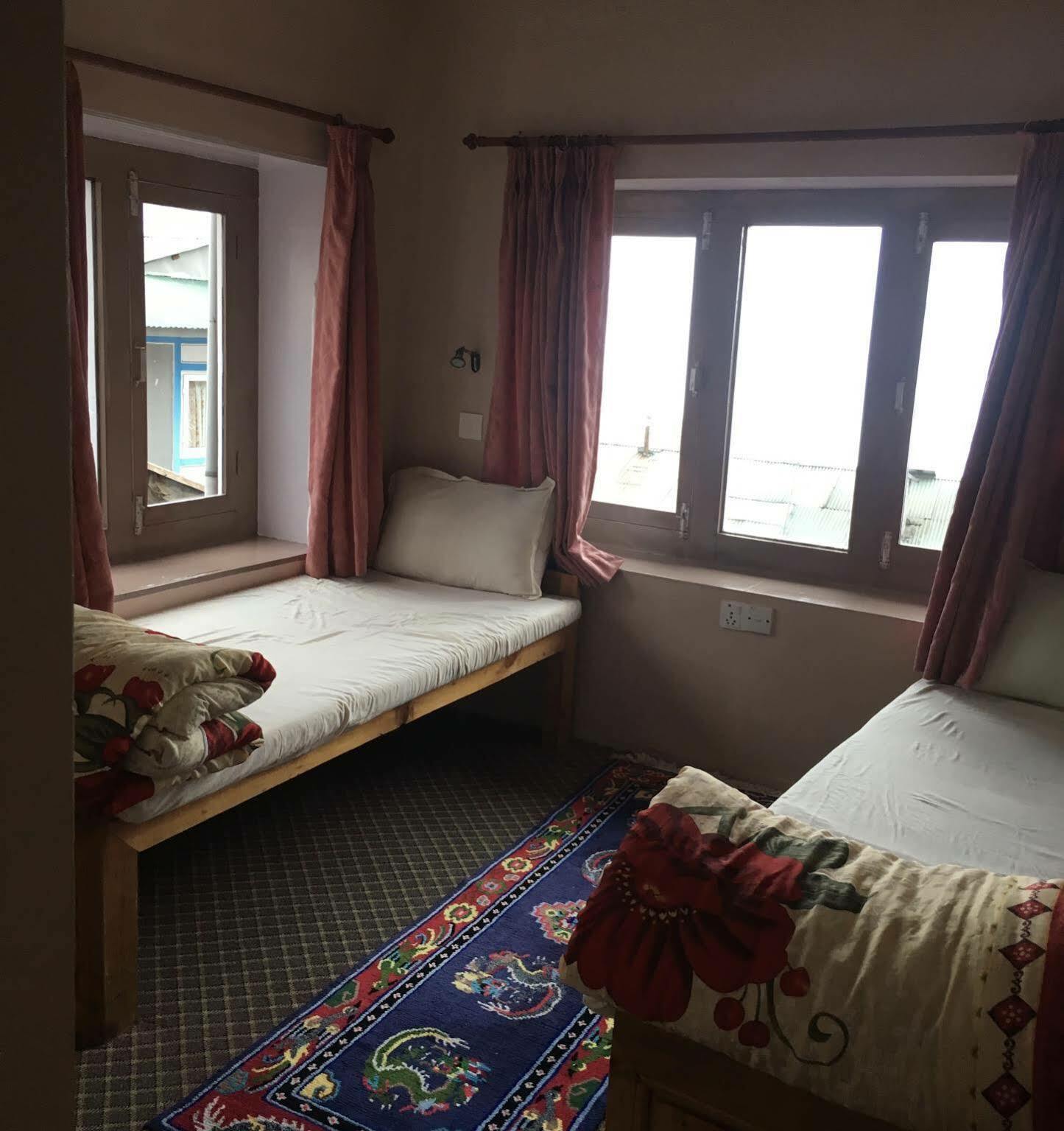 Hotel Namche Nāmche Bāzār Buitenkant foto